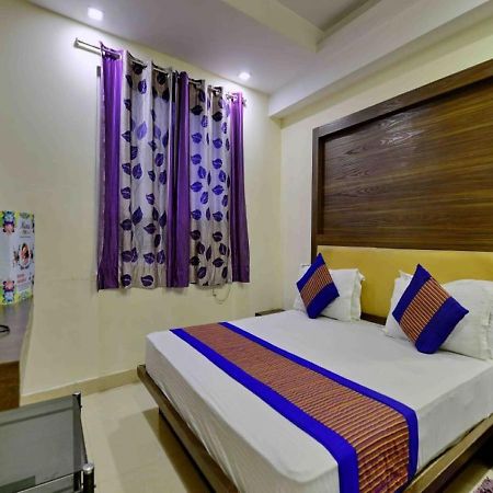 Hotel International Neelam Near New Delhi Railway Station Nova Deli Exterior foto