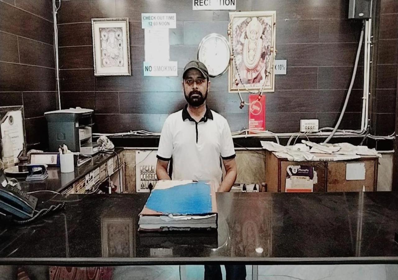 Hotel International Neelam Near New Delhi Railway Station Nova Deli Exterior foto