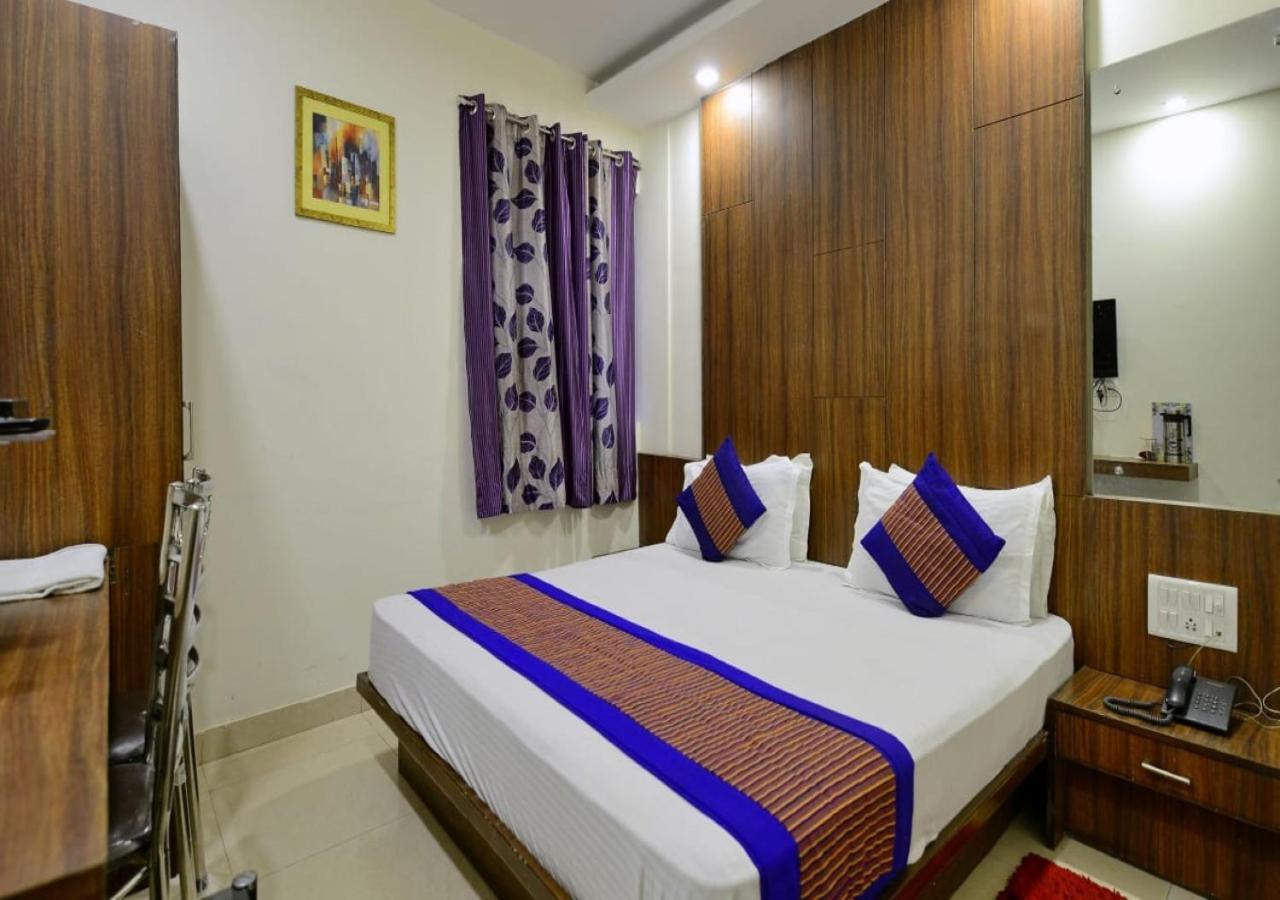 Hotel International Neelam Near New Delhi Railway Station Nova Deli Exterior foto