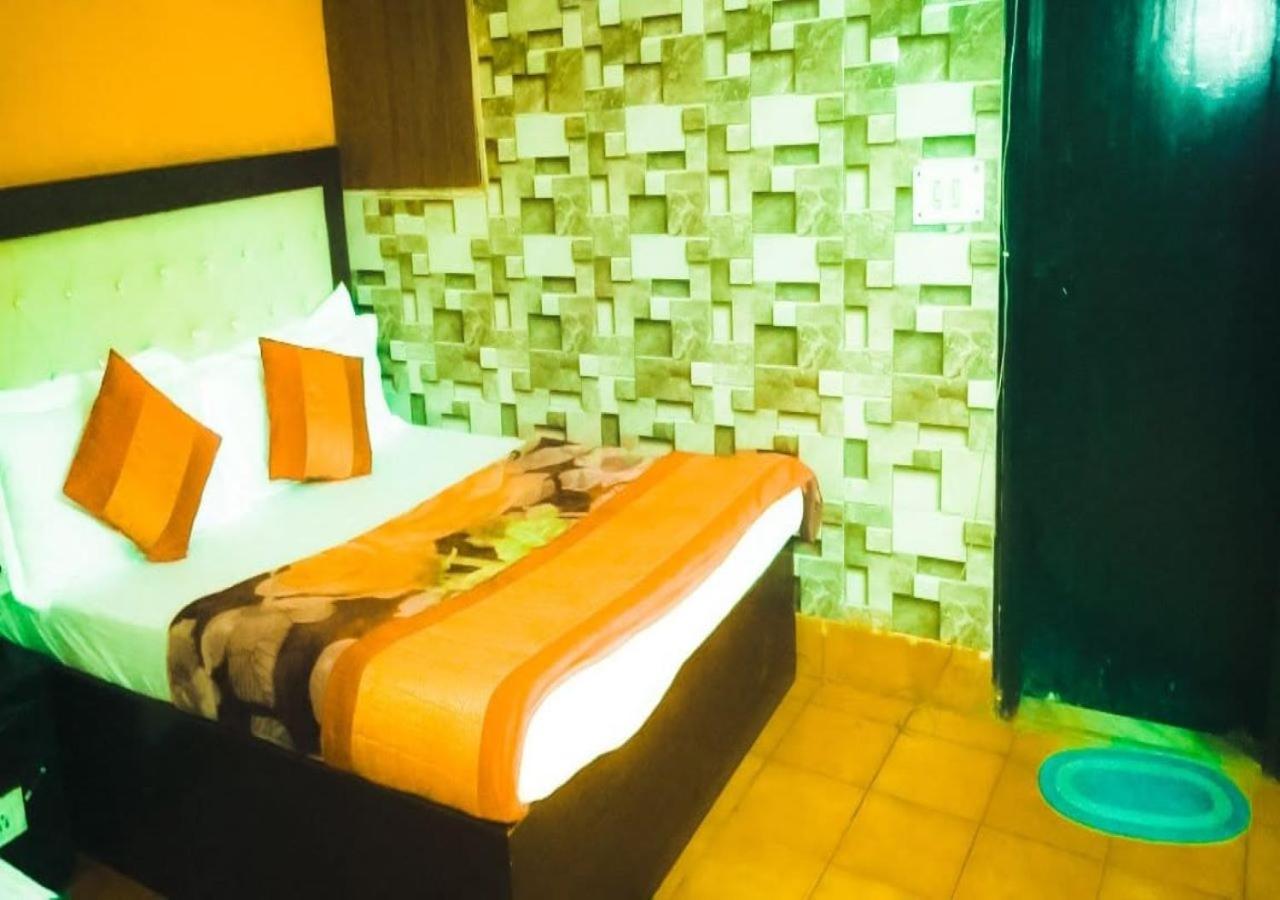 Hotel International Neelam Near New Delhi Railway Station Nova Deli Exterior foto