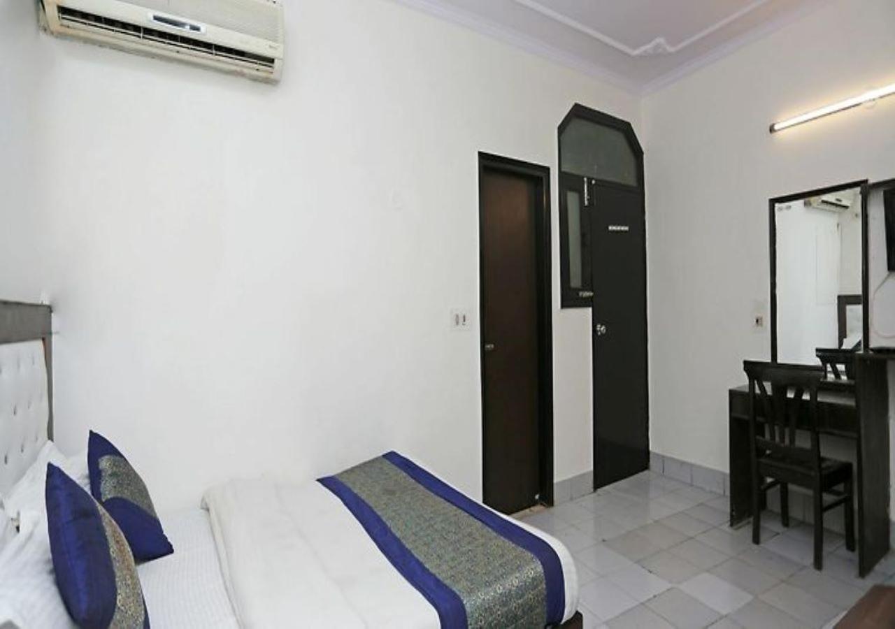 Hotel International Neelam Near New Delhi Railway Station Nova Deli Exterior foto